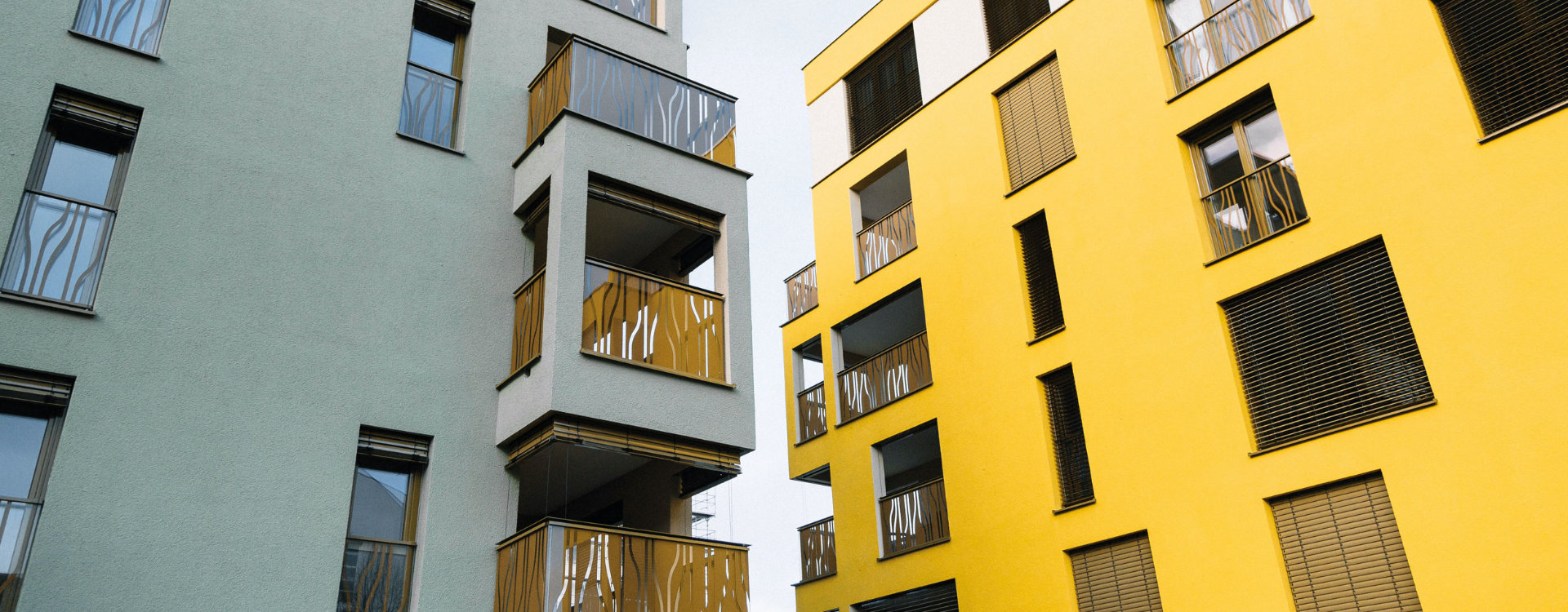 Mehrfamilienhaus mit nachhaltigen Ziegeln von Leipfinger Bader erbaut